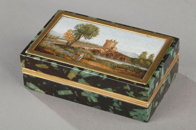 Antonio de  Angelis - Gold and Porphyry box with micromosaïc | MasterArt